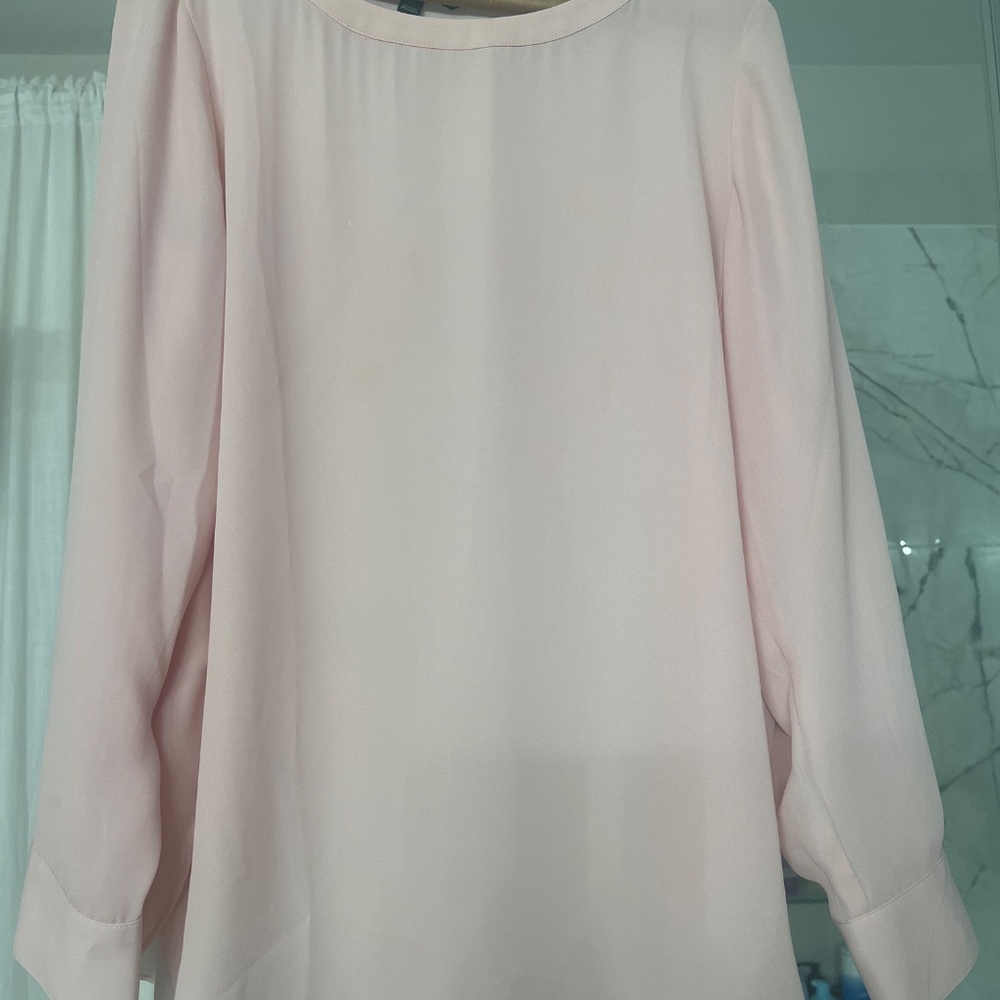 Pink blouse - Picture 2 of 2